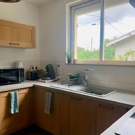 度假居 Charming Quiet House In 波尔多